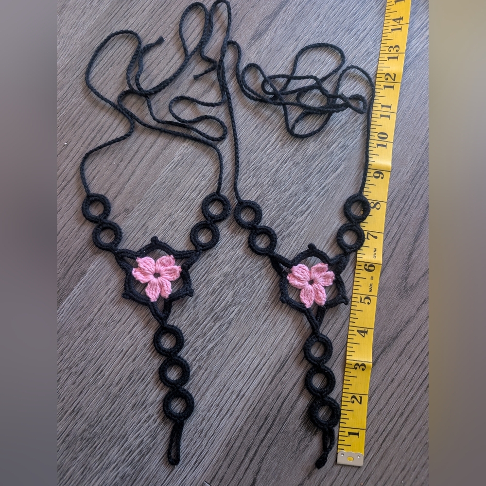Barefoot Sandals - Pink Flower Crochet